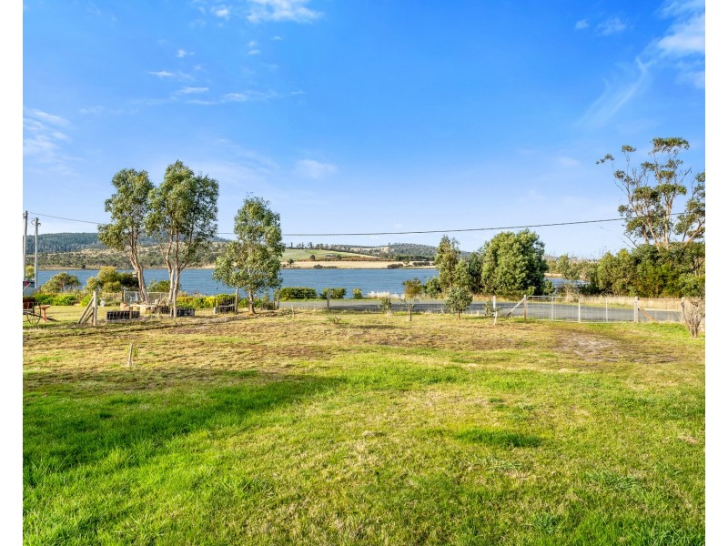 20 Dunalley Esplanade, Dunalley TAS 7177