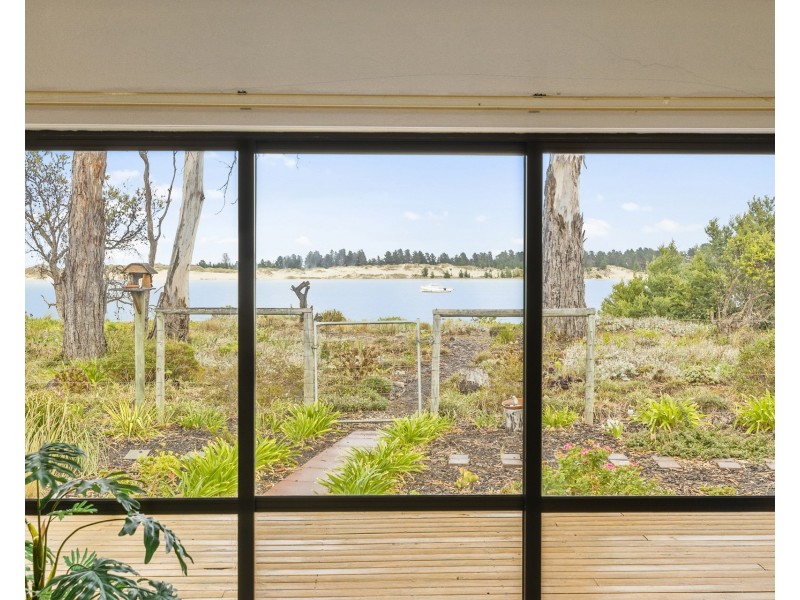 239 Lewisham Scenic Drive, Lewisham TAS 7173