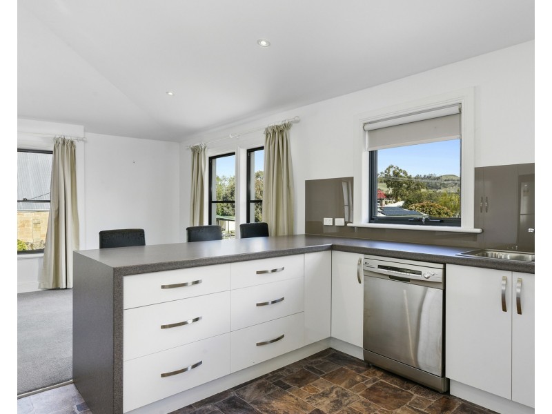 2/25A Bridge Street, Richmond TAS 7025
