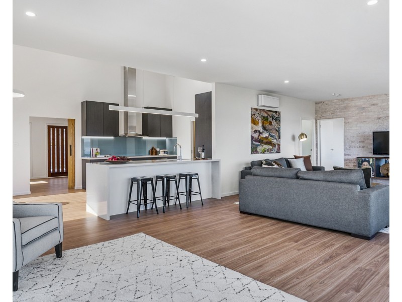 45 Richards Avenue, Dodges Ferry TAS 7173