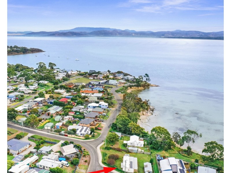 9 Jetty Road, Dodges Ferry TAS 7173
