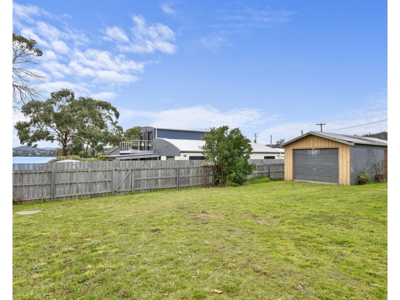 9 Jetty Road, Dodges Ferry TAS 7173