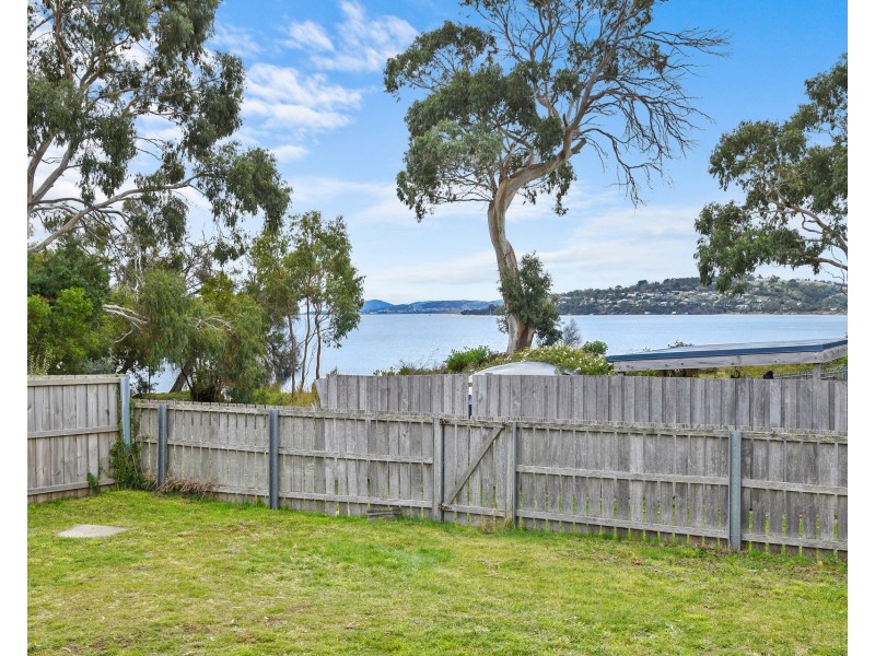 9 Jetty Road, Dodges Ferry TAS 7173