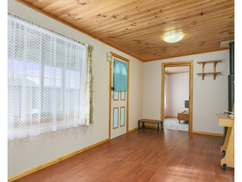9 Jetty Road, Dodges Ferry TAS 7173