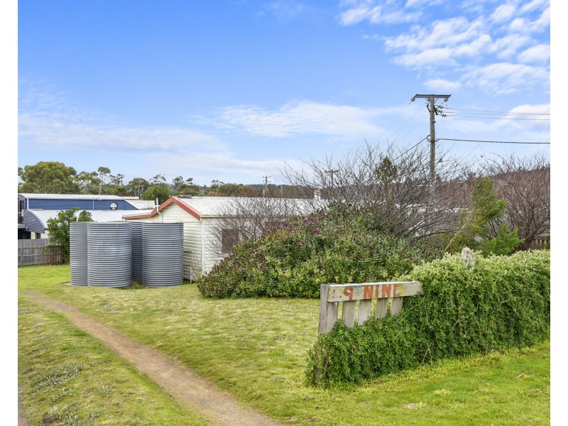 9 Jetty Road, Dodges Ferry TAS 7173