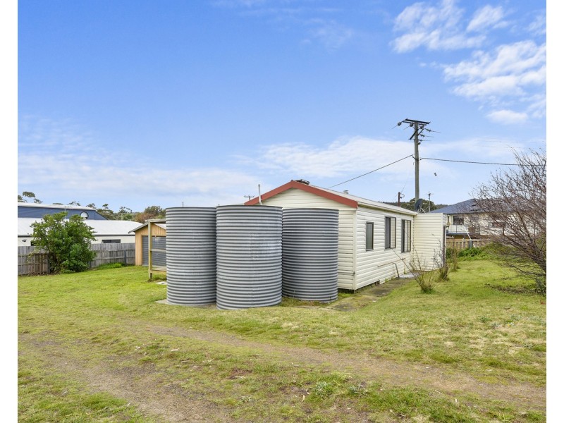 9 Jetty Road, Dodges Ferry TAS 7173