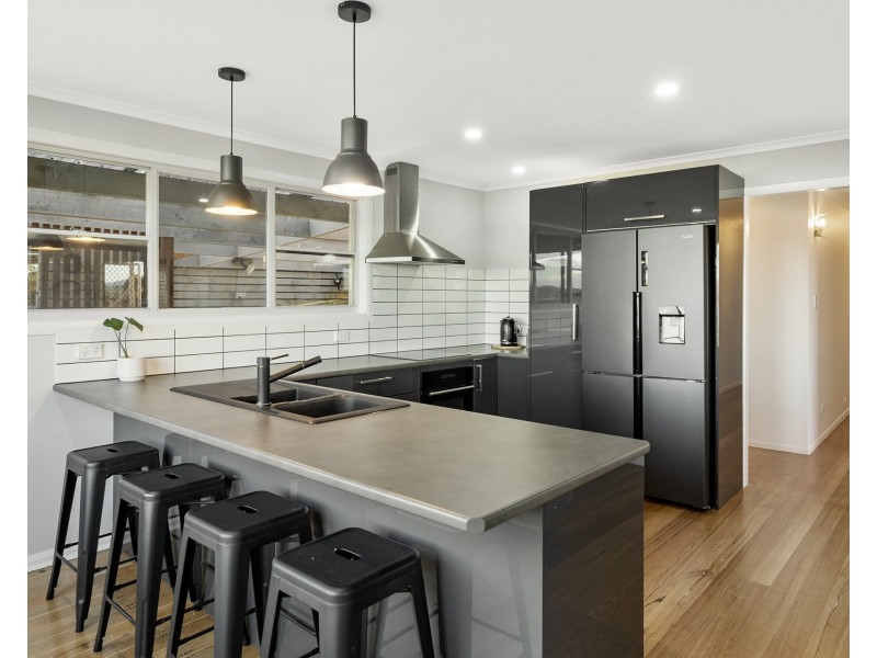 6 Longs Road, Boomer Bay TAS 7177