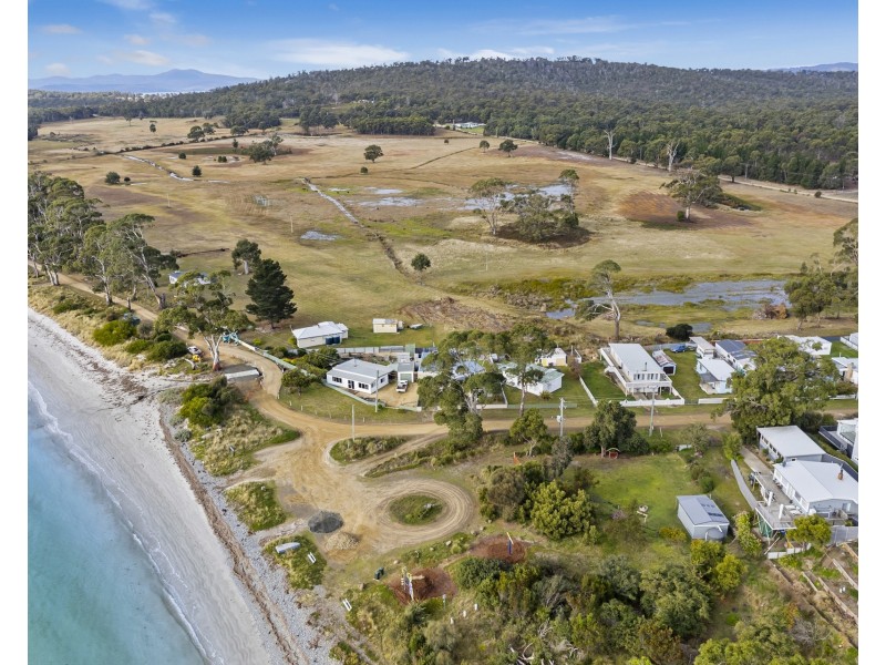 17 Sloping Main Drive, Sloping Main TAS 7186