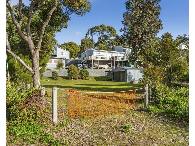 17 Sloping Main Drive, Sloping Main TAS 7186