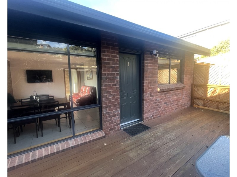 1/40 St Helens Street, Lindisfarne TAS 7015