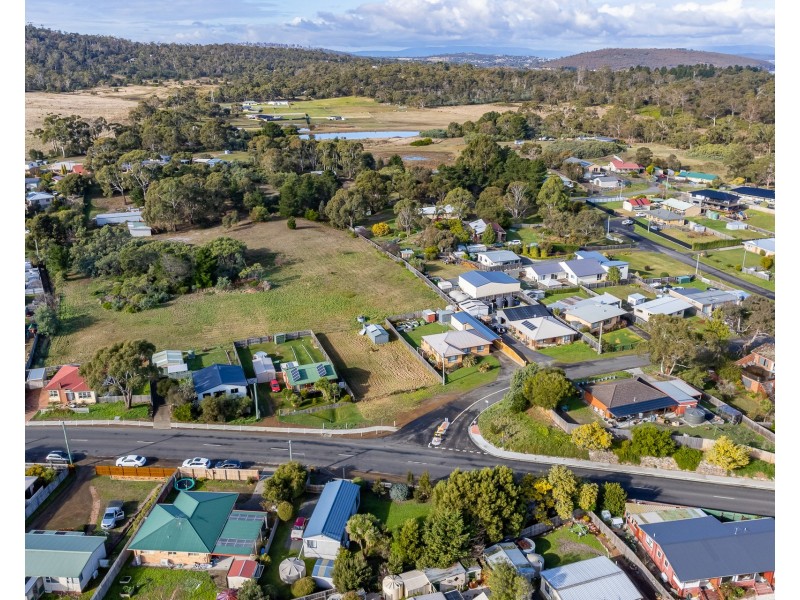 21 Carlton Beach Road, Dodges Ferry TAS 7173