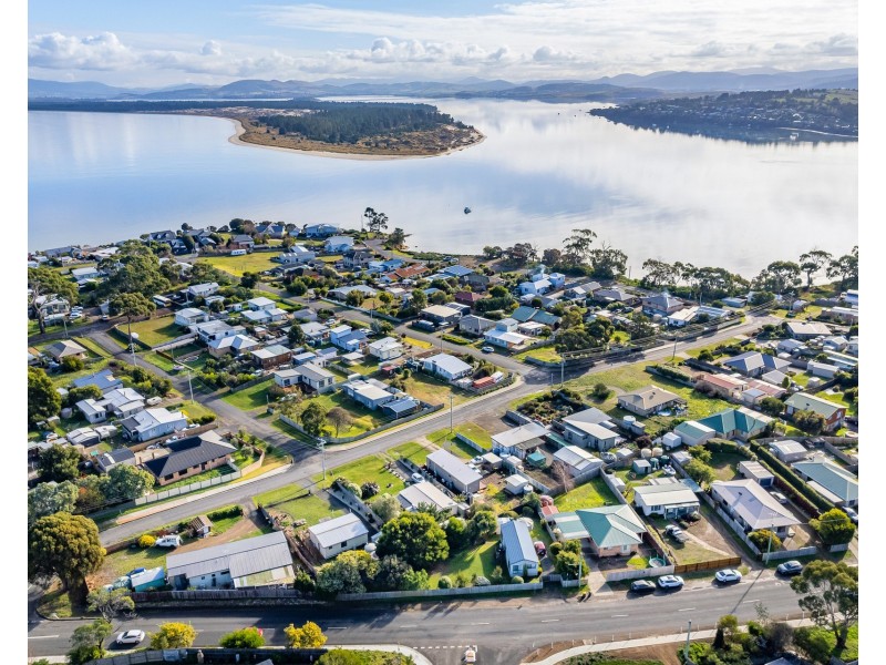 21 Carlton Beach Road, Dodges Ferry TAS 7173