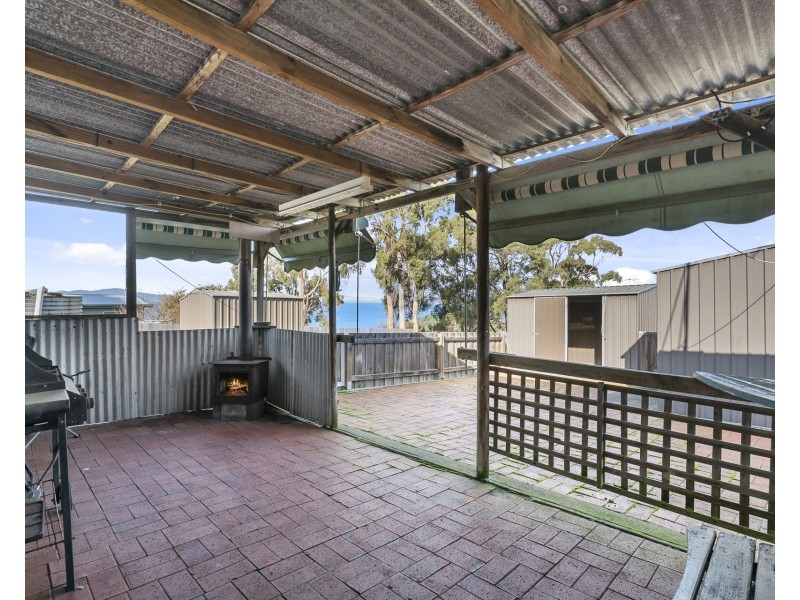 14 Broom Street, Primrose Sands TAS 7173