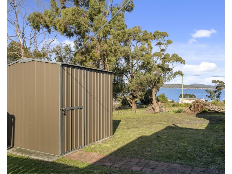 14 Broom Street, Primrose Sands TAS 7173