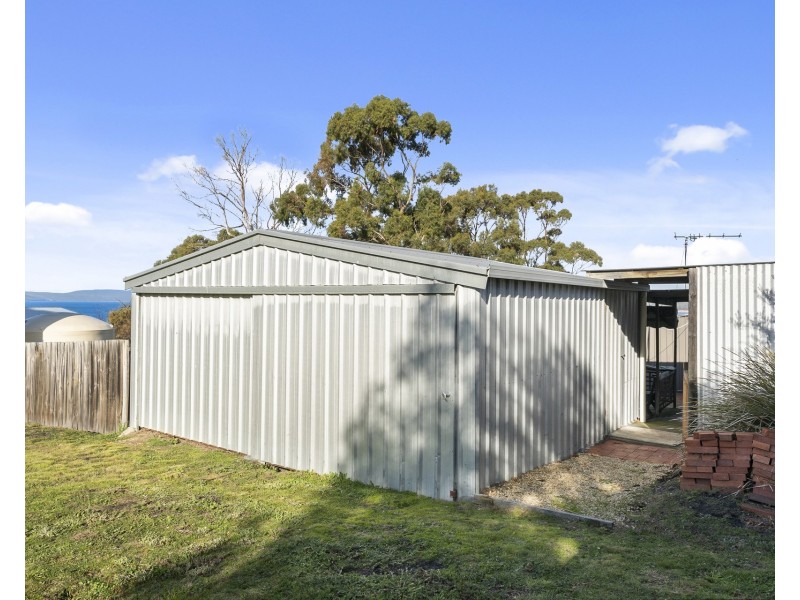 14 Broom Street, Primrose Sands TAS 7173