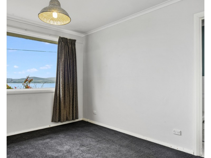 15 Brady Street, Midway Point TAS 7171