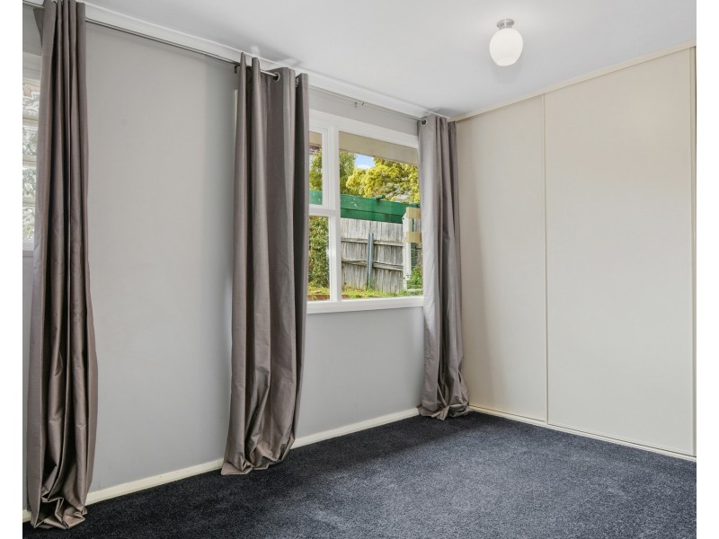 15 Brady Street, Midway Point TAS 7171