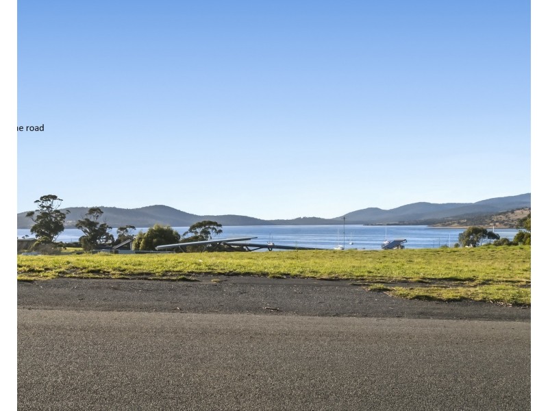 19 Bay Street, Dunalley TAS 7177