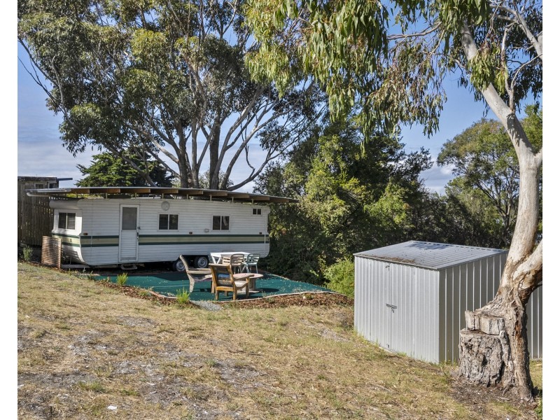 8 Erle West Street, Carlton River TAS 7173