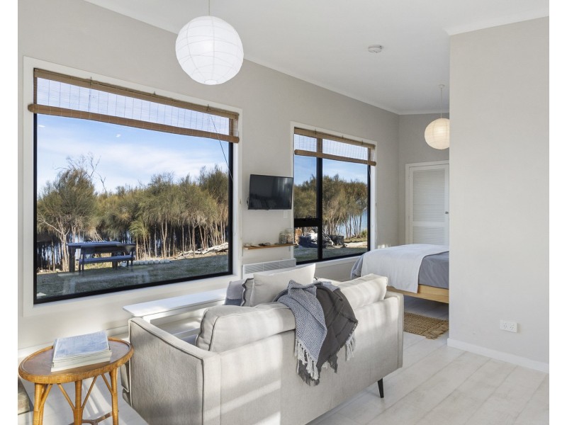 1 Spotswood Road, Dunalley TAS 7177