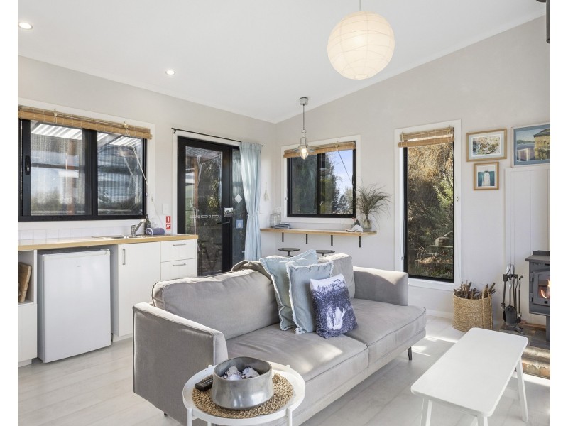 1 Spotswood Road, Dunalley TAS 7177