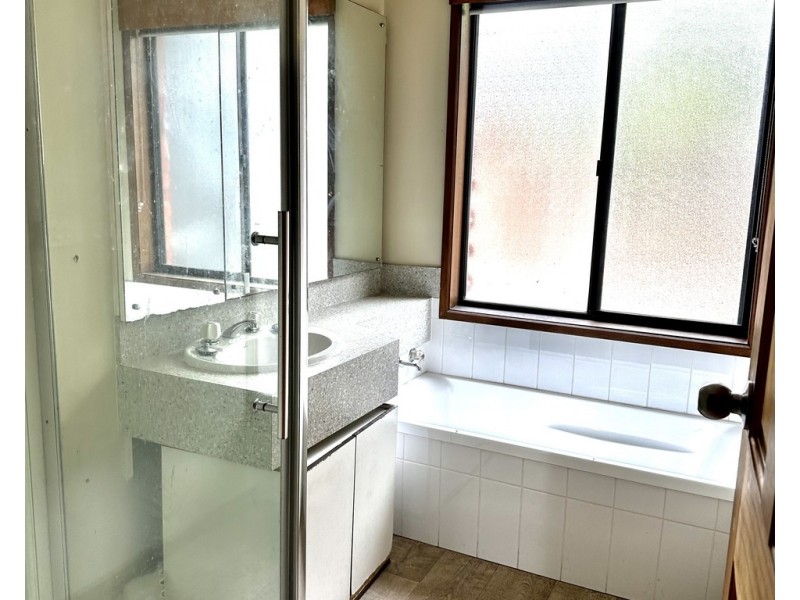 18 Falcon Street, Primrose Sands TAS 7173