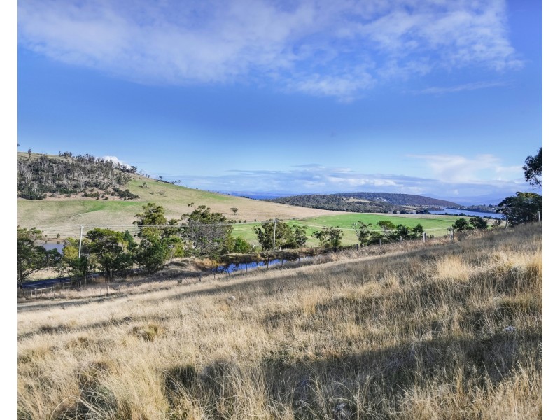 554 Sugarloaf Road, Carlton River TAS 7173