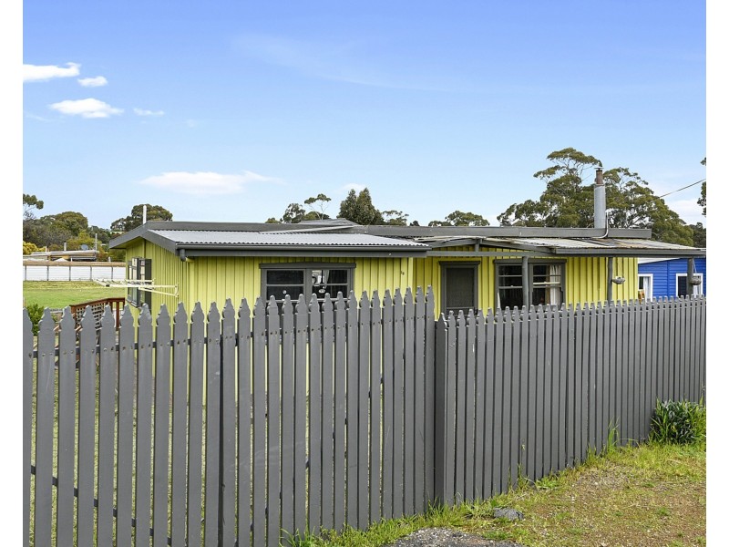 18 Fifth Avenue, Dodges Ferry TAS 7173