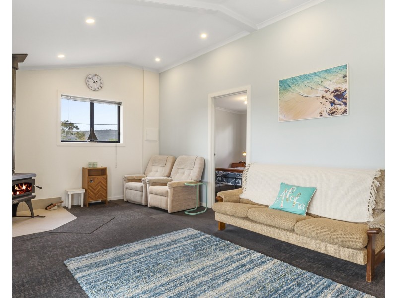 5 Olive Place, White Beach TAS 7184