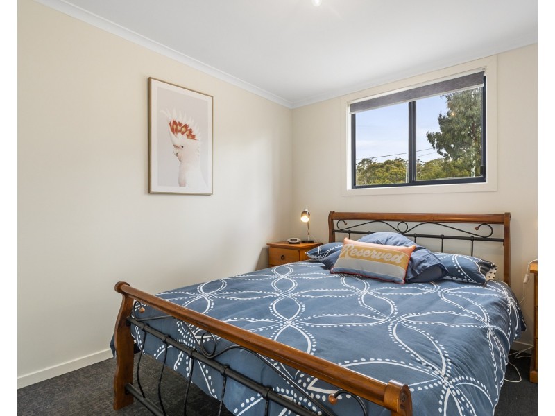 5 Olive Place, White Beach TAS 7184