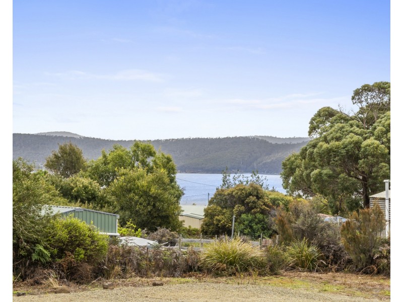 5 Olive Place, White Beach TAS 7184