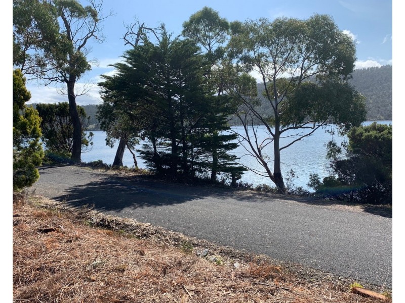 51 Mason Point Road, Eaglehawk Neck TAS 7179