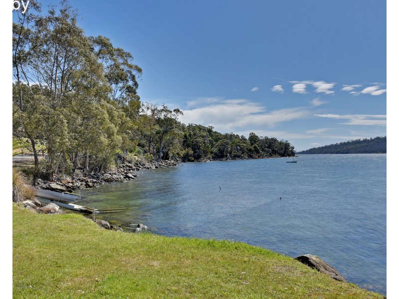 51 Mason Point Road, Eaglehawk Neck TAS 7179