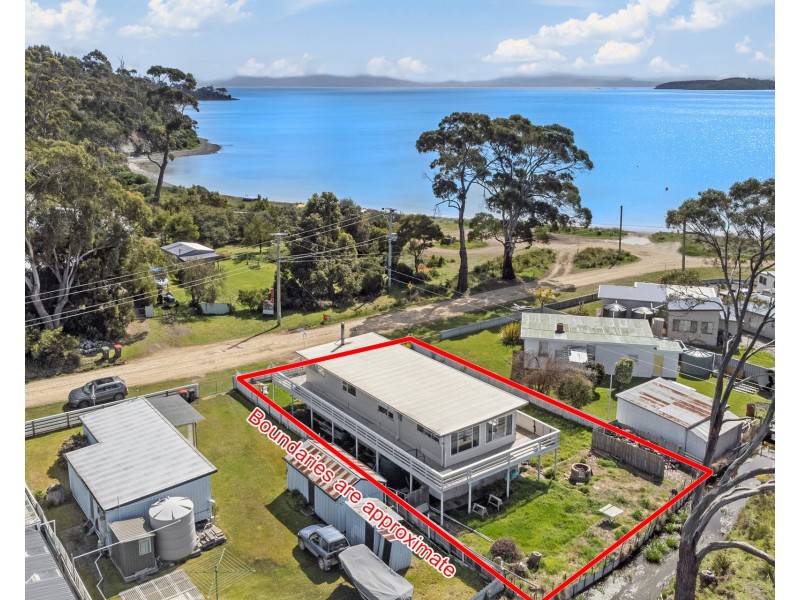 18 Sloping Main Drive, Sloping Main TAS 7186