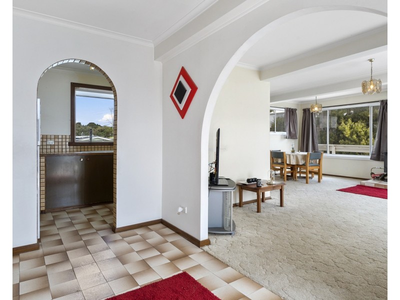 18 Sloping Main Drive, Sloping Main TAS 7186