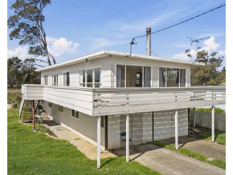 18 Sloping Main Drive, Sloping Main TAS 7186
