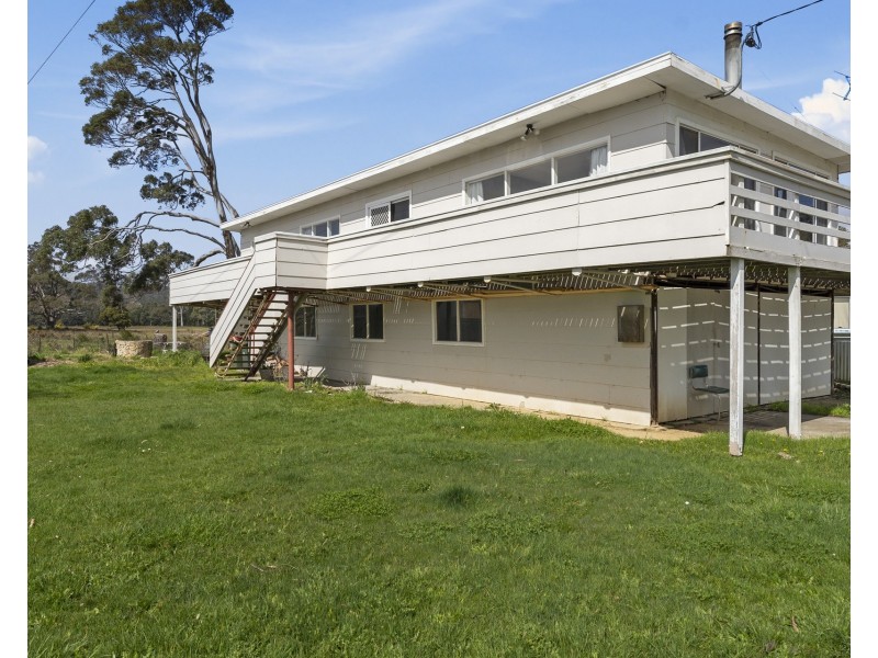 18 Sloping Main Drive, Sloping Main TAS 7186
