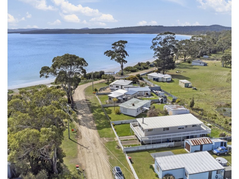 18 Sloping Main Drive, Sloping Main TAS 7186