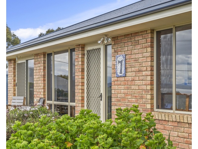 7 Luke Avenue, Carlton TAS 7173