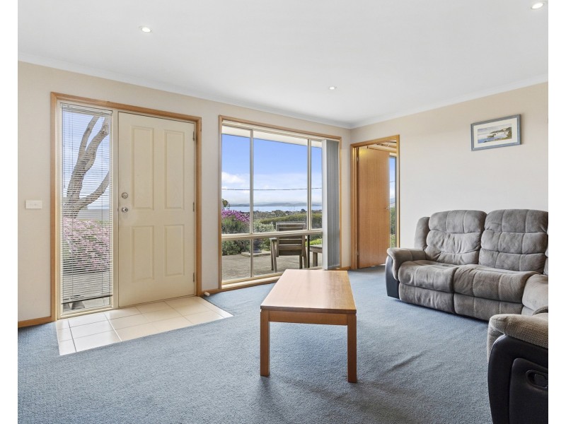 7 Luke Avenue, Carlton TAS 7173