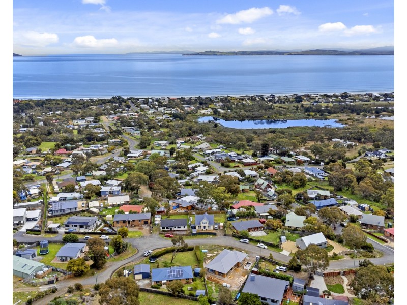 7 Luke Avenue, Carlton TAS 7173