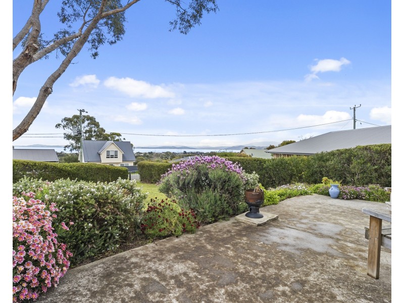 7 Luke Avenue, Carlton TAS 7173