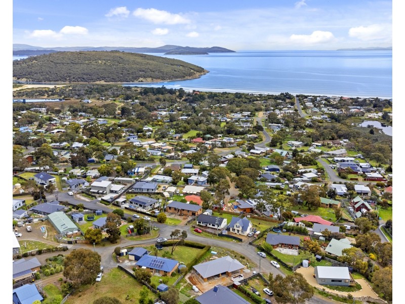 7 Luke Avenue, Carlton TAS 7173