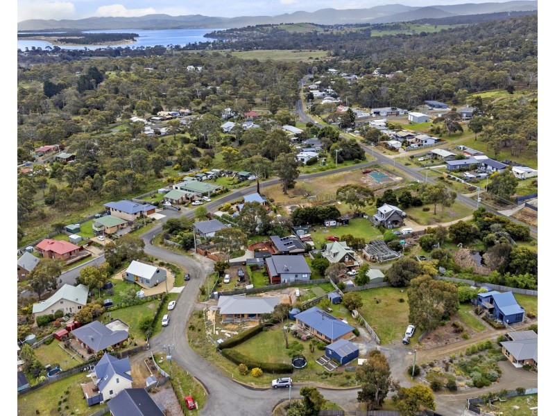 7 Luke Avenue, Carlton TAS 7173