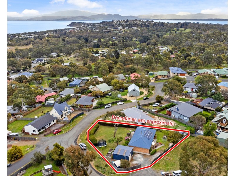 7 Luke Avenue, Carlton TAS 7173