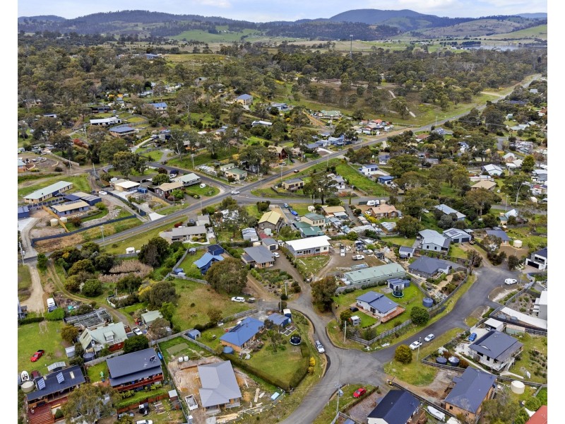 7 Luke Avenue, Carlton TAS 7173