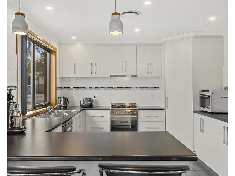32 Riviera Drive, Carlton TAS 7173
