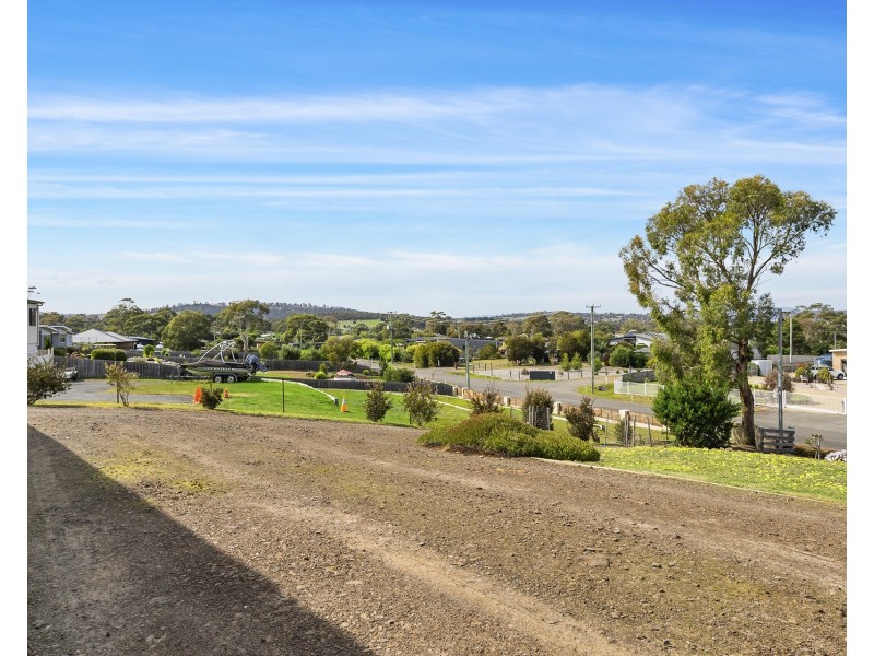 32 Riviera Drive, Carlton TAS 7173