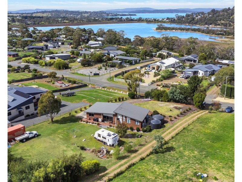 32 Riviera Drive, Carlton TAS 7173
