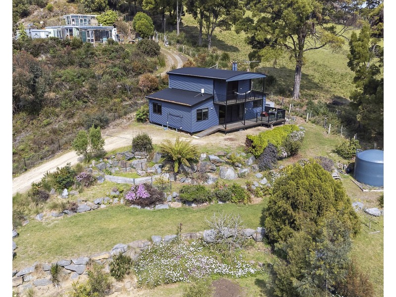 42 Ferntree Road, Eaglehawk Neck TAS 7179